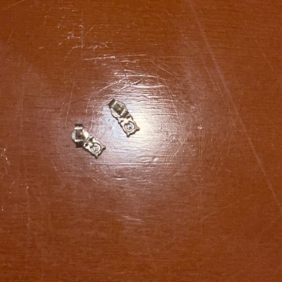 REAL STERLING SILVER 1CT TWO STACK DIAMOND EARRINGS - Picture 4 of 4